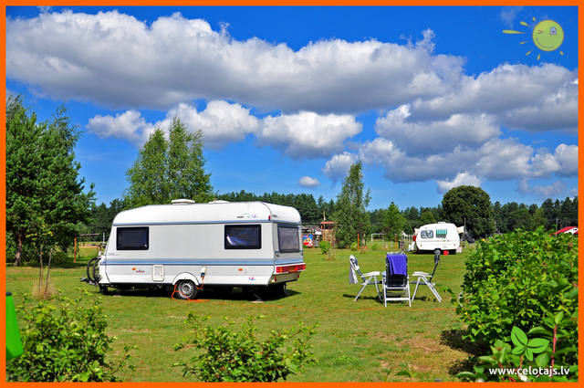 Caravans-campers-camping-Leiputrija-24.jpg