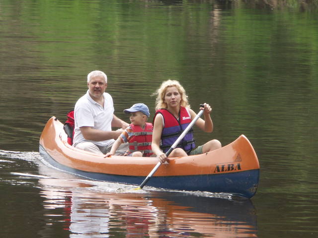 canoe4.jpg